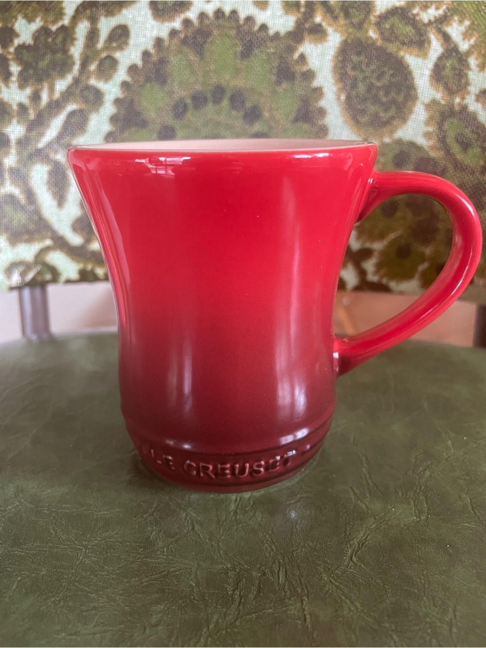 Le Creuset 10oz mug “cerise” ombré red